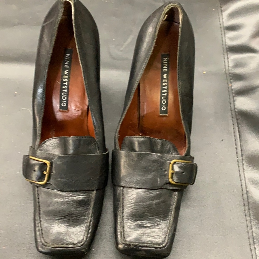 Vintage looking Nine West heels